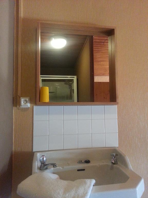 Auberge Au Bon Vivant Vesqueville Esterno foto